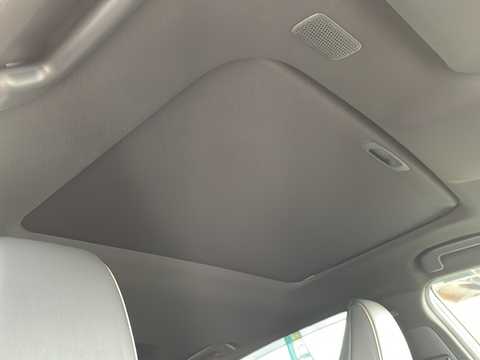 カタログ画像：クラウンクロスオーバー （CROWN CROSSOVER） ＲＳアドバンスド・ザ リミテッド－マットメタル 2023年12月 5AA-TZSH35 2400cc 燃費15.7km / l 内装