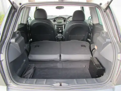 カタログ画像：ＭＩＮＩ （MINI） クーパーＳ 2002年3月 GH-RE16 1600cc ピュア・シルバーｏｒダーク・シルバー 燃費11.6km / l 内装