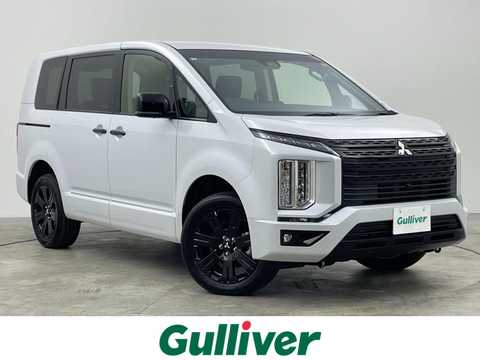 カタログ画像：デリカＤ：５ （DELICA D:5） シャモニー（電動サイドステップ非装着車） 2025年5月 3DA-CV1W 2200cc ホワイトダイヤモンド×ブラックマイカ 燃費12.6km / l メイン（その他）