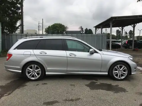 カタログ画像：Ｃクラスステーションワゴン （C-CLASS STATIONWAGON） Ｃ１８０ ステーションワゴン アバンギャルド 2014年4月 DBA-204249 1800cc イリジウムシルバー（Ｍ）orパラジウムシルバー（Ｍ）orダイヤモンドシルバー（Ｍ） 燃費13.2km / l 外装