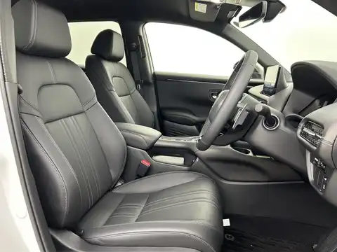 カタログ画像：ＺＲ－Ｖ （ZR-V） ｅ：ＨＥＶ Ｘ特別仕様車ブラックスタイル 2023年10月 6AA-RZ4 2000cc プラチナホワイト・パール 燃費22.1km / l 内装