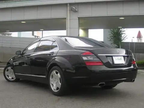 カタログ画像：Ｓクラス （S-CLASS） Ｓ６００ロング 2008年11月 ABA-221176 5500cc クロマイトブラック（Ｍ）orオブシディアンブラック（Ｍ） 燃費5.9km / l バック