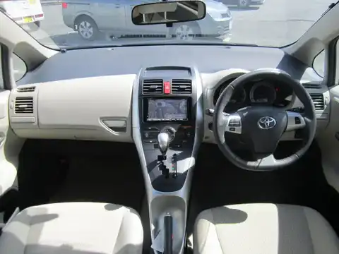 カタログ画像：オーリス （AURIS） １５０Ｘ Ｍパッケージ 2009年10月 DBA-NZE154H 1500cc ホワイトパールクリスタルシャイン 燃費15.4km / l 内装