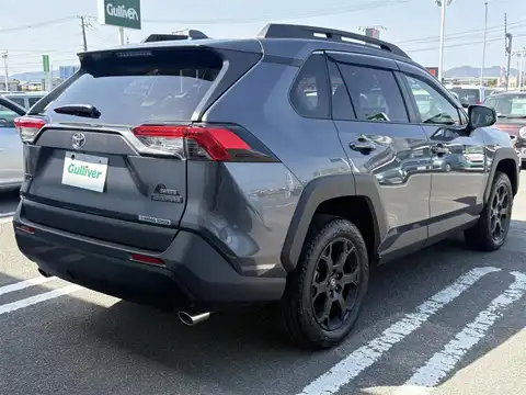 カタログ画像：ＲＡＶ４ （RAV4） アドベンチャー オフロードパッケージⅡ 2024年12月 6BA-MXAA54 2000cc グレーメタリック 燃費15.2km / l バック
