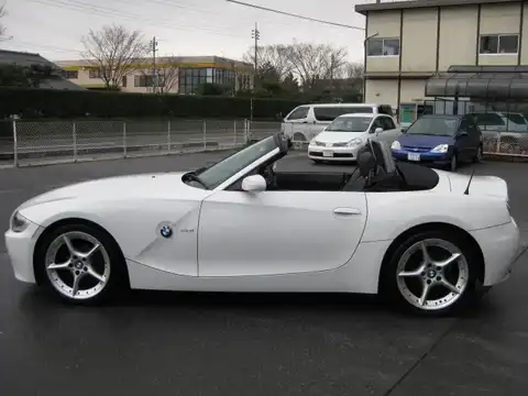 カタログ画像：Ｚ４ （Z4） ロードスター２．５ｉ 2008年1月 ABA-BU25 2500cc 燃費10.2km / l 外装