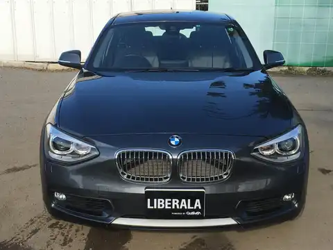 カタログ画像：１シリーズ （1 SERIES） １２０ｉ スタイル 2014年4月 DBA-1A16 1600cc ミネラル・グレー（メタリック・カラー） 燃費16.6km / l フロント