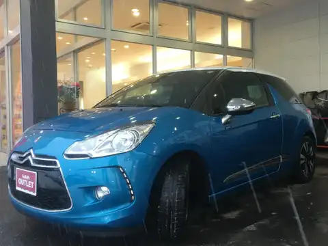 カタログ画像：ＤＳ３ （DS3） スポーツシック エディション 2011年1月 ABA-A5C5F04 1600cc ブルーベリル 燃費13.7km / l フロント