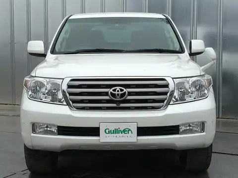 カタログ画像：ランドクルーザー （LAND CRUISER） ＧＸ 2010年8月 CBA-URJ202W 4600cc ホワイトパールクリスタルシャイン 燃費7.1km / l フロント