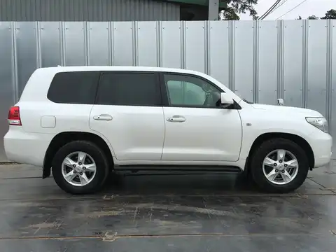 カタログ画像：ランドクルーザー （LAND CRUISER） ＧＸ 2010年8月 CBA-URJ202W 4600cc ホワイトパールクリスタルシャイン 燃費7.1km / l 外装