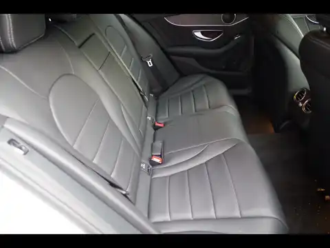 カタログ画像：Ｃクラスステーションワゴン （C-CLASS STATIONWAGON） Ｃ２００ ステーションワゴン スポーツ 2014年10月 RBA-205242 2000cc ダイヤモンドホワイト（Ｍ） 燃費16.5km / l 内装