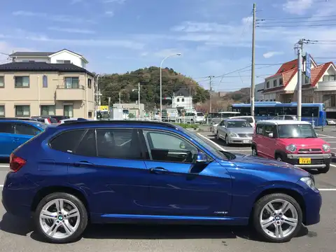 カタログ画像：Ｘ１ （X1） ｘＤｒｉｖｅ ２８ｉ Ｍスポーツ 2015年4月 DBA-VM20 2000cc ミッドナイト・ブルーorディープ・シー・ブルーorルマン・ブルー 燃費13.6km / l 外装