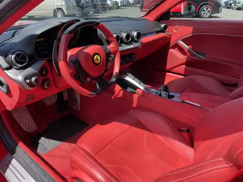 フェラーリ,Ｆ１２ベルリネッタ,ベースグレード,2013年9月