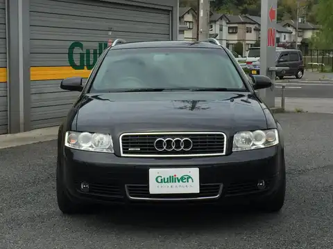 カタログ画像：Ａ４アバント （A4 AVANT） １．８ＴクワトロＳＥ 2004年4月 GH-8EAMBF 1800cc エボニーブラックパールエフェクト 燃費9.7km / l フロント