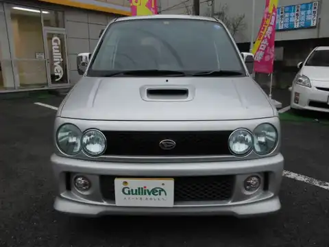 カタログ画像：ムーヴ （MOVE） エアロダウンカスタム 2000年10月 GF-L902S 660cc シルバーメタリック 燃費15.4km / l フロント