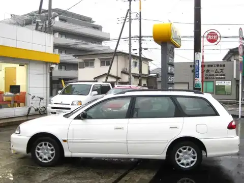 カタログ画像：カルディナ （CALDINA） Ｅ 2000年1月 GF-ST215G 2000cc スーパーホワイトパールマイカ 燃費12.6km / l 外装