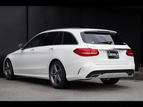 カタログ画像：Ｃクラスステーションワゴン （C-CLASS STATIONWAGON） Ｃ１８０ ステーションワゴン スポーツ 2017年3月 DBA-205240C 1600cc ポーラーホワイト（Ｓ） 燃費15.7km / l バック