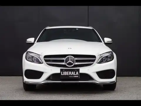 カタログ画像：Ｃクラスステーションワゴン （C-CLASS STATIONWAGON） Ｃ１８０ ステーションワゴン スポーツ 2014年10月 DBA-205240C 1600cc ポーラーホワイト（Ｓ） 燃費16.5km / l フロント