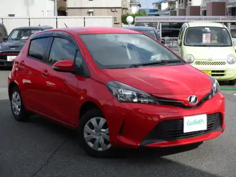 カタログ画像：ヴィッツ （VITZ） Ｆ Ｍパッケージ 2015年6月 DBA-KSP130 1000cc スーパーレッドＶ 燃費21.6km / l メイン（その他）