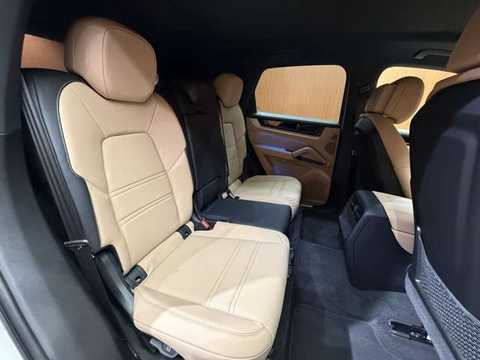 カタログ画像：カイエン （CAYENNE） カイエン 2023年4月 7BA-E3RK 3000cc クォーツァイトグレーメタリックorアークティックグレーorクレヨン 内装