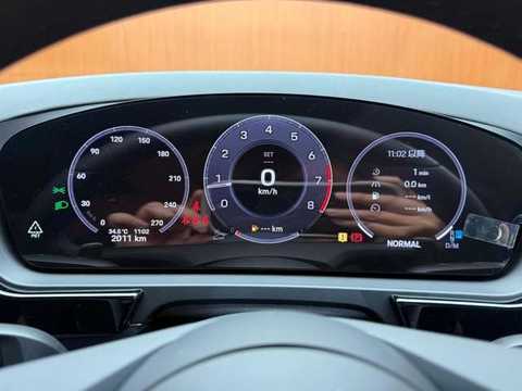 カタログ画像：カイエン （CAYENNE） カイエン 2023年4月 7BA-E3RK 3000cc クォーツァイトグレーメタリックorアークティックグレーorクレヨン 内装