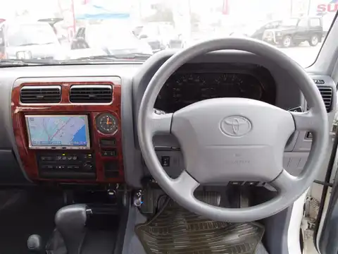 カタログ画像：ランドクルーザープラド （LAND CRUISER PRADO） ＴＸリミテッド 1999年6月 KH-KZJ95W 3000cc ホワイト 燃費9.3km / l 内装