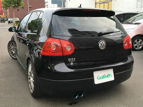 カタログ画像：ゴルフ （GOLF） ＧＴＩ 2007年1月 GH-1KAXX 2000cc ブラックマジックパールエフェクト 燃費12.6km / l バック