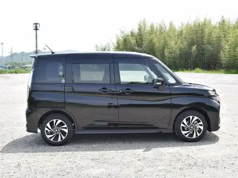 カタログ画像：デリカＤ：２ （DELICA D:2） カスタムハイブリッドＭＶ 全方位カメラ付ナビパッケージ 2025年2月 5AA-MBD7S 1200cc スーパーブラックパール 燃費22.0km / l 外装