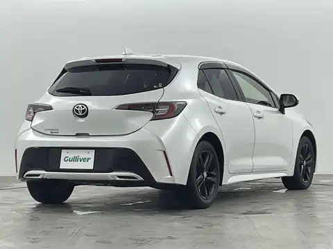 カタログ画像：カローラスポーツ （COROLLASPORT） Ｇ スタイルパッケージ 2020年6月 3BA-NRE214H 1200cc プラチナホワイトパールマイカorアティチュードブラックマイカ×プラチナホワイトパールマイカ 燃費15.2km / l バック