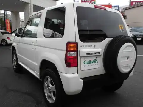 カタログ画像：パジェロミニ （PAJERO MINI） スキッパー 2000年1月 GF-H53A 660cc ソフィアホワイト バック