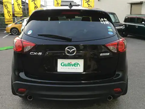 カタログ画像：ＣＸ－５ （CX-5） ２５Ｓ 2013年10月 DBA-KE5AW 2500cc ジェットブラックマイカ バック