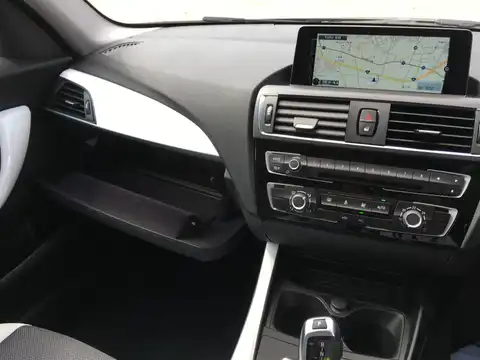 カタログ画像：１シリーズ （1 SERIES） １１８ｄ スタイル 2017年8月 LDA-1S20 2000cc 燃費22.2km / l 内装