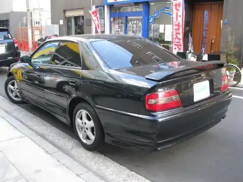 カタログ画像：チェイサー （CHASER） ツアラーＶ 1996年9月 E-JZX100 2500cc ダークグリーンマイカＰ．Ｉ．Ｏ． 燃費10.2km / l バック