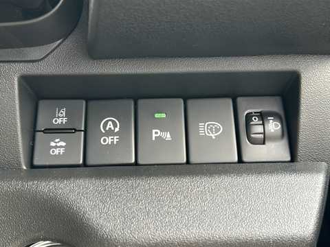 カタログ画像：ジムニーノマド （JIMNY NOMADE） ＦＣ 2025年4月 3BA-JC74W 1500cc ブルーイッシュブラックパール4 燃費14.9km / l 内装