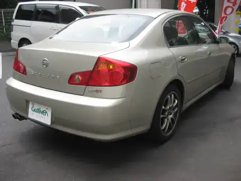 カタログ画像：スカイライン （SKYLINE） ３５０ＧＴ－８ 2005年11月 CBA-PV35 3500cc ブリリアントシルバー（Ｍ）orウォームシルバー（ＴＭ） 燃費8.7km / l バック