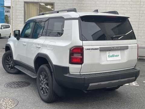 カタログ画像：ランドクルーザー２５０ （LAND CRUISER 250） ＶＸ 2024年4月 3DA-GDJ250W 2800cc プラチナホワイトパールマイカ 燃費11.0km / l 外装