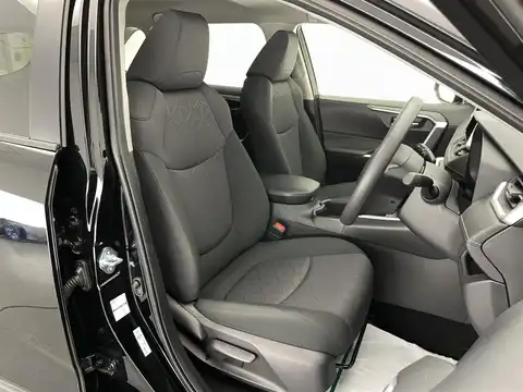 カタログ画像：ＲＡＶ４ （RAV4） Ｘ 2021年12月 6BA-MXAA52 2000cc アティチュードブラックマイカ 燃費15.8km / l 内装