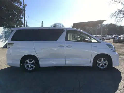 カタログ画像：ヴェルファイアハイブリッド （VELLFIRE HYBRID） ハイブリッドＺＲ プレミアムシートエディション 2014年4月 DAA-ATH20W 2400cc ホワイトパールクリスタルシャイン 燃費16.2km / l 外装