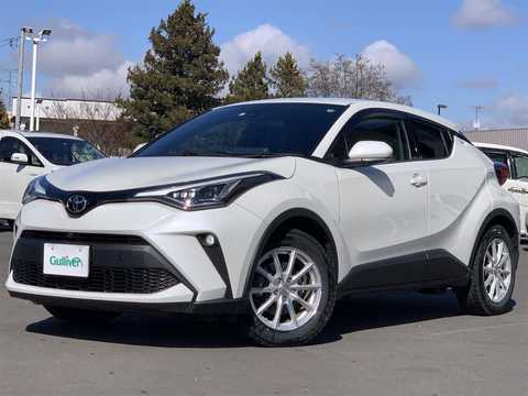 カタログ画像：Ｃ－ＨＲ （C-HR） Ｇ－Ｔ 2019年10月 DBA-NGX50 1200cc ホワイトパールクリスタルシャインorブラック×ホワイトパールクリスタルシャイン 燃費15.4km / l メイン（その他）