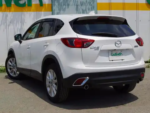 カタログ画像：ＣＸ－５ （CX-5） ＸＤ 2012年9月 LDA-KE2AW 2200cc クリスタルホワイトパールマイカ 燃費18.0km / l バック