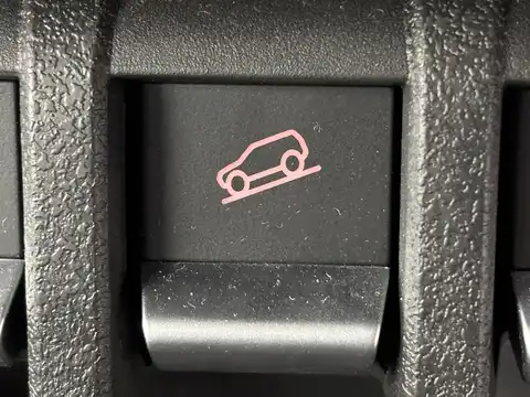 カタログ画像：ジムニー （JIMNY） ＸＧ 2025年11月 3BA-JB64W 660cc 燃費14.3km / l メイン