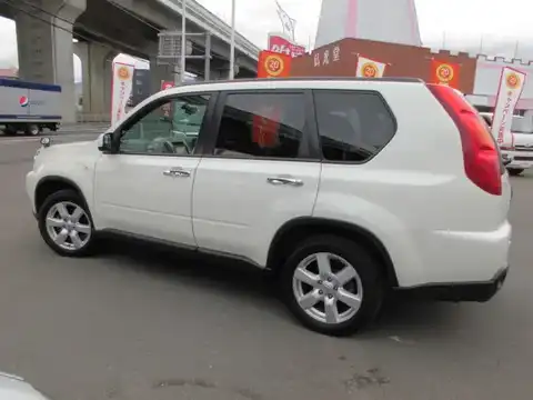 カタログ画像：エクストレイル （X-TRAIL） ２５Ｘ 2007年8月 CBA-TNT31 2500cc ホワイトパール（３Ｐ） 燃費11.6km / l 外装