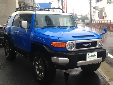 カタログ画像：ＦＪクルーザー （FJ CRUISER） ベースグレード 2010年12月 CBA-GSJ15W 4000cc ツートーン ブルー 燃費8.4km / l メイン（その他）