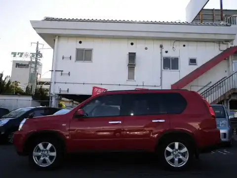 カタログ画像：エクストレイル （X-TRAIL） ２５Ｘｔ 2008年11月 CBA-TNT31 2500cc バーニングレッド 燃費11.6km / l 外装