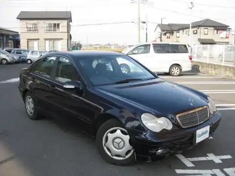 カタログ画像：Ｃクラス （C-CLASS） Ｃ１８０ 2001年10月 GF-203035 2000cc エメラルドブラック 燃費10.2km / l メイン（その他）