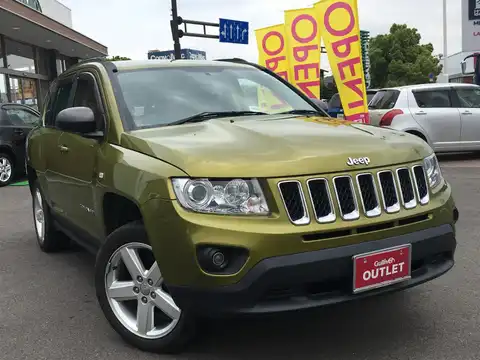 カタログ画像：ジープ・コンパス （JEEP COMPASS） リミテッド 2012年3月 ABA-MK49 2000cc レスキューグリーンメタリッククリアコート 燃費10.5km / l メイン（その他）