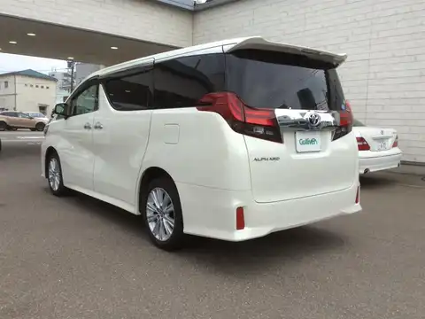 カタログ画像：アルファード （ALPHARD） ２．５Ｓ Ａパッケージ 2015年1月 DBA-AGH30W 2500cc ホワイトパールクリスタルシャインorラグジュアリーホワイトパールクリスタルシャインガラスフレーク 燃費11.6km / l バック