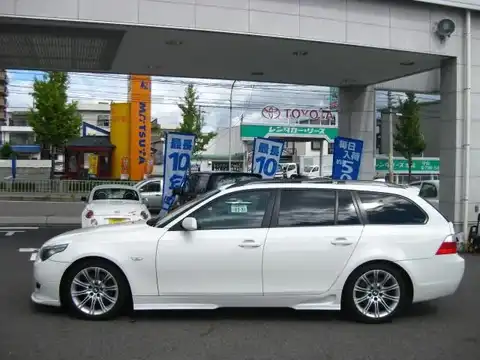 カタログ画像：５シリーズ （5 SERIES） ５３０ｉツーリング Ｍスポーツパッケージ 2005年11月 ABA-NL30 3000cc 燃費8.6km / l 外装