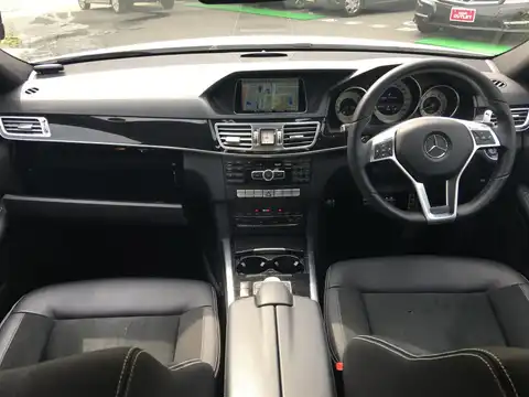 カタログ画像：Ｅクラス （E-CLASS） Ｅ２５０ アバンギャルド 2015年4月 RBA-212036C 2000cc ダイヤモンドホワイト（Ｍ） 燃費15.5km / l 内装