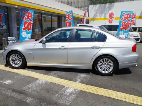 カタログ画像：３シリーズ （3 SERIES） ３３５ｉ 2010年5月 ABA-PM35 3000cc チタン・シルバー（メタリック・カラー） 燃費9.9km / l 外装