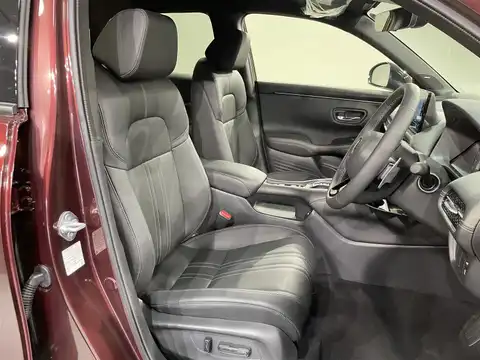 カタログ画像：ＺＲ－Ｖ （ZR-V） ｅ：ＨＥＶ Ｘ特別仕様車ブラックスタイル 2024年7月 6AA-RZ4 2000cc プレミアムクリスタルガーネット・メタリック 燃費22.1km / l 内装